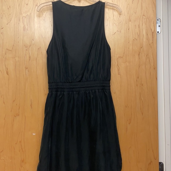 Dress - Picture 6 of 6